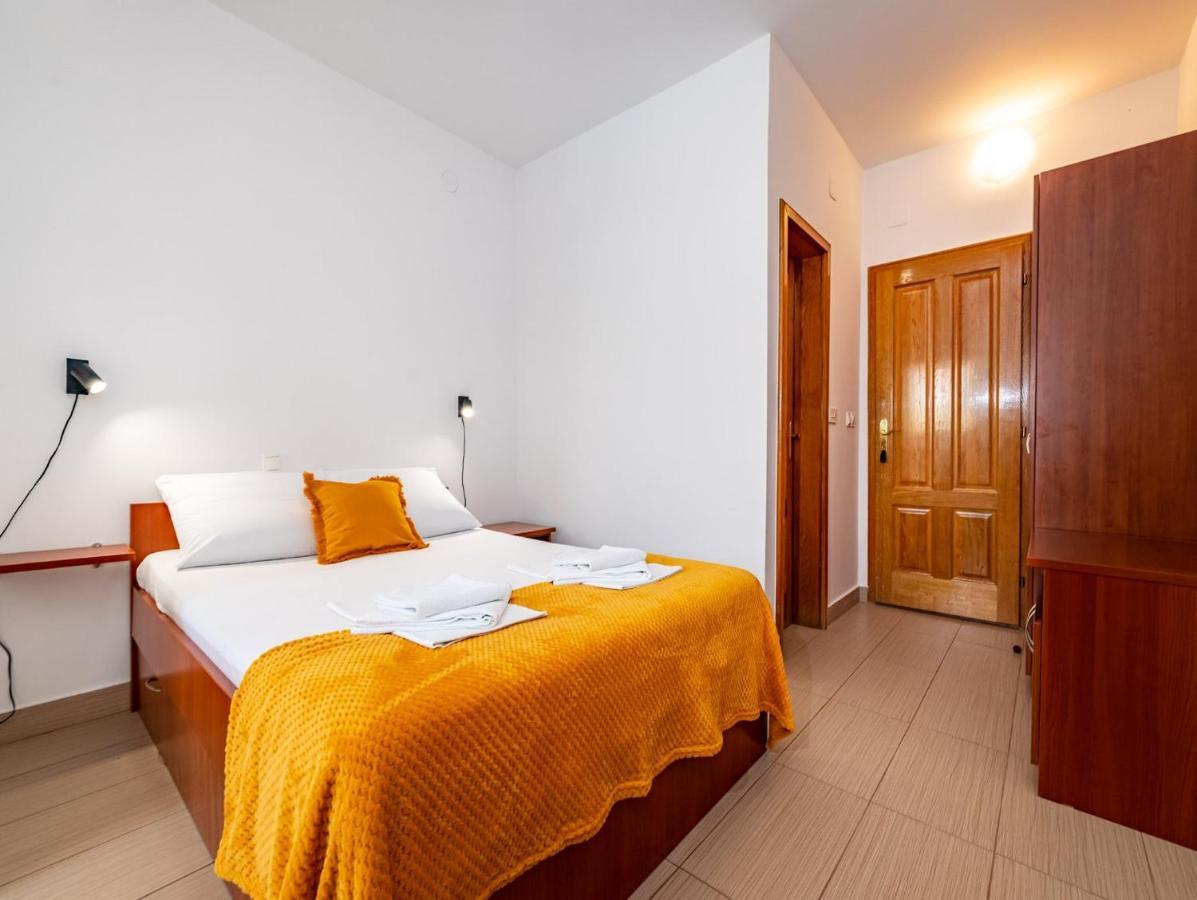 Apartments Prkacin Стариград-Пакленица Екстериор снимка