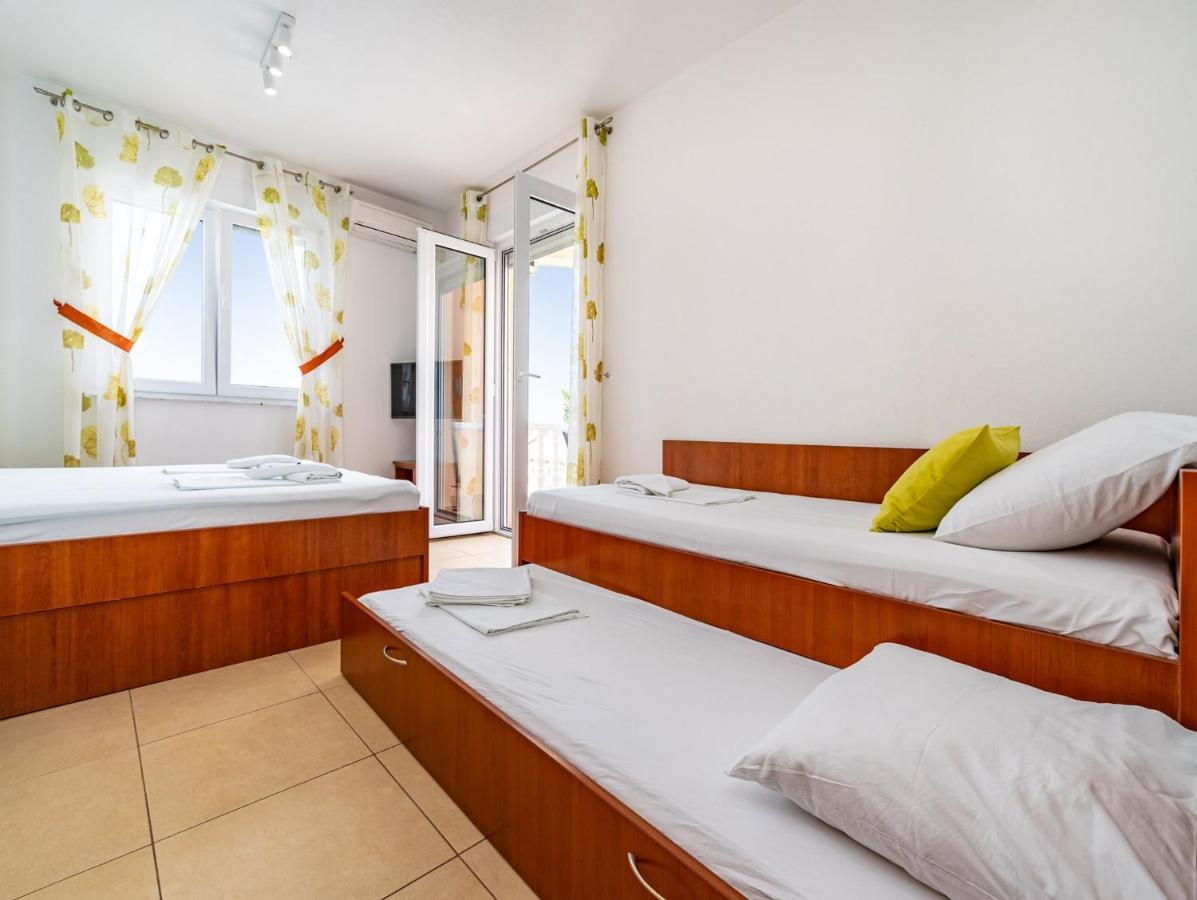 Apartments Prkacin Стариград-Пакленица Екстериор снимка