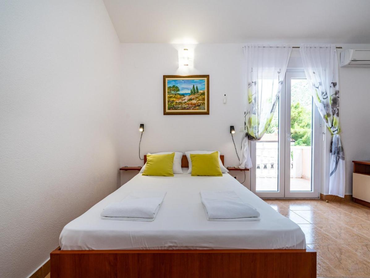 Apartments Prkacin Стариград-Пакленица Екстериор снимка
