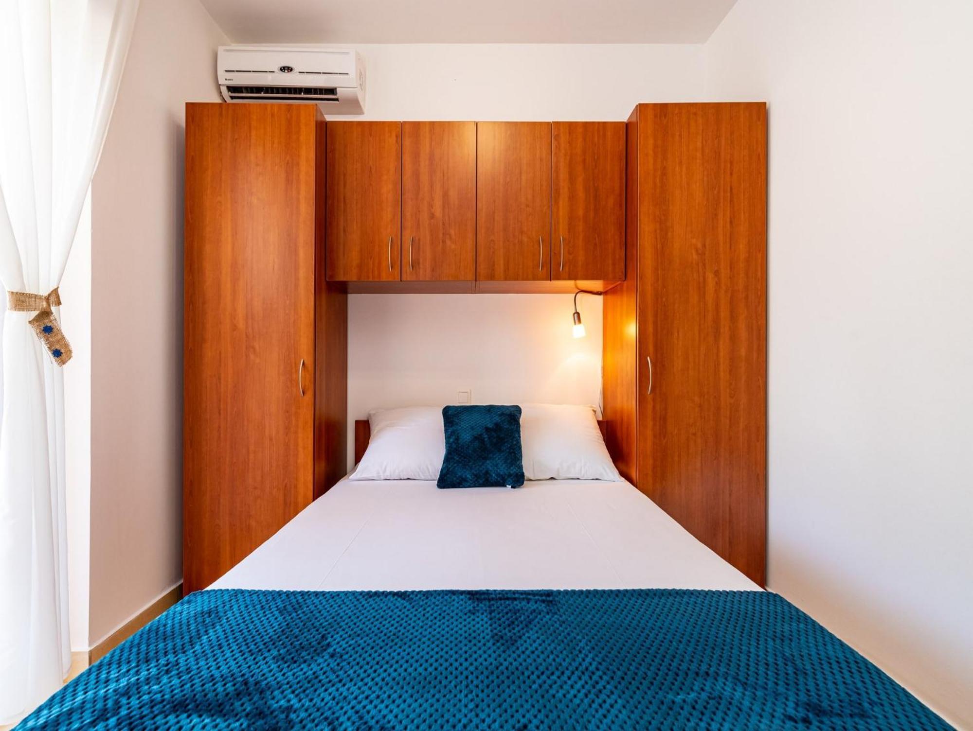 Apartments Prkacin Стариград-Пакленица Екстериор снимка
